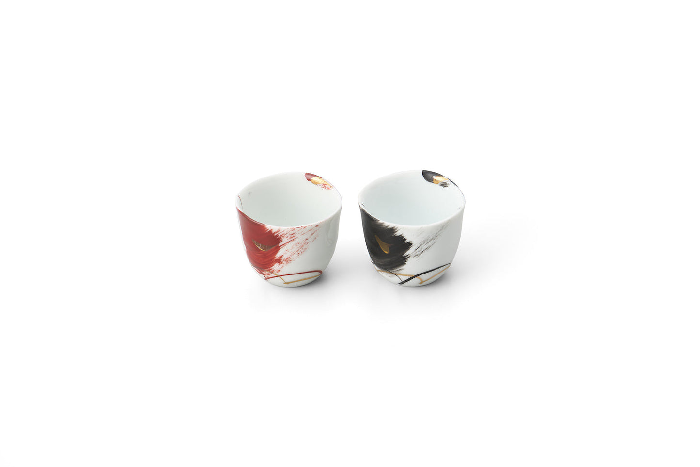 Red-brushed reformed sake cup