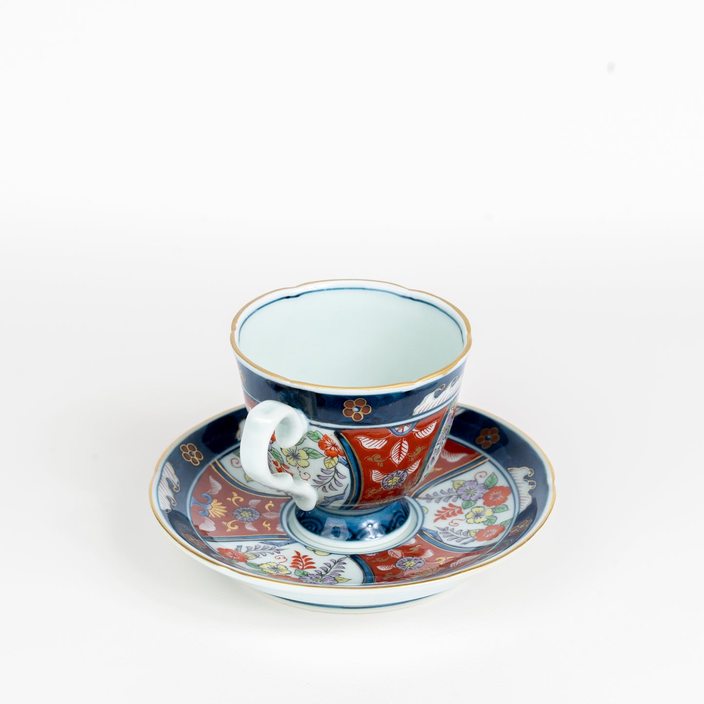 KOIMARI FUJIBANA Small Tea Cup (Demi)